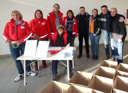 Akcija zbiranja materiala za Ukrajino 11 FOTO LJUBO VUKELIČ